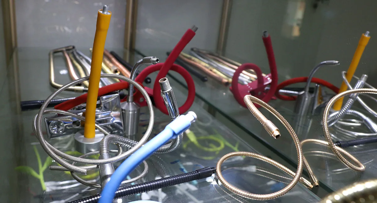 Custom flexible gooseneck tubing and OEM flexible arm component